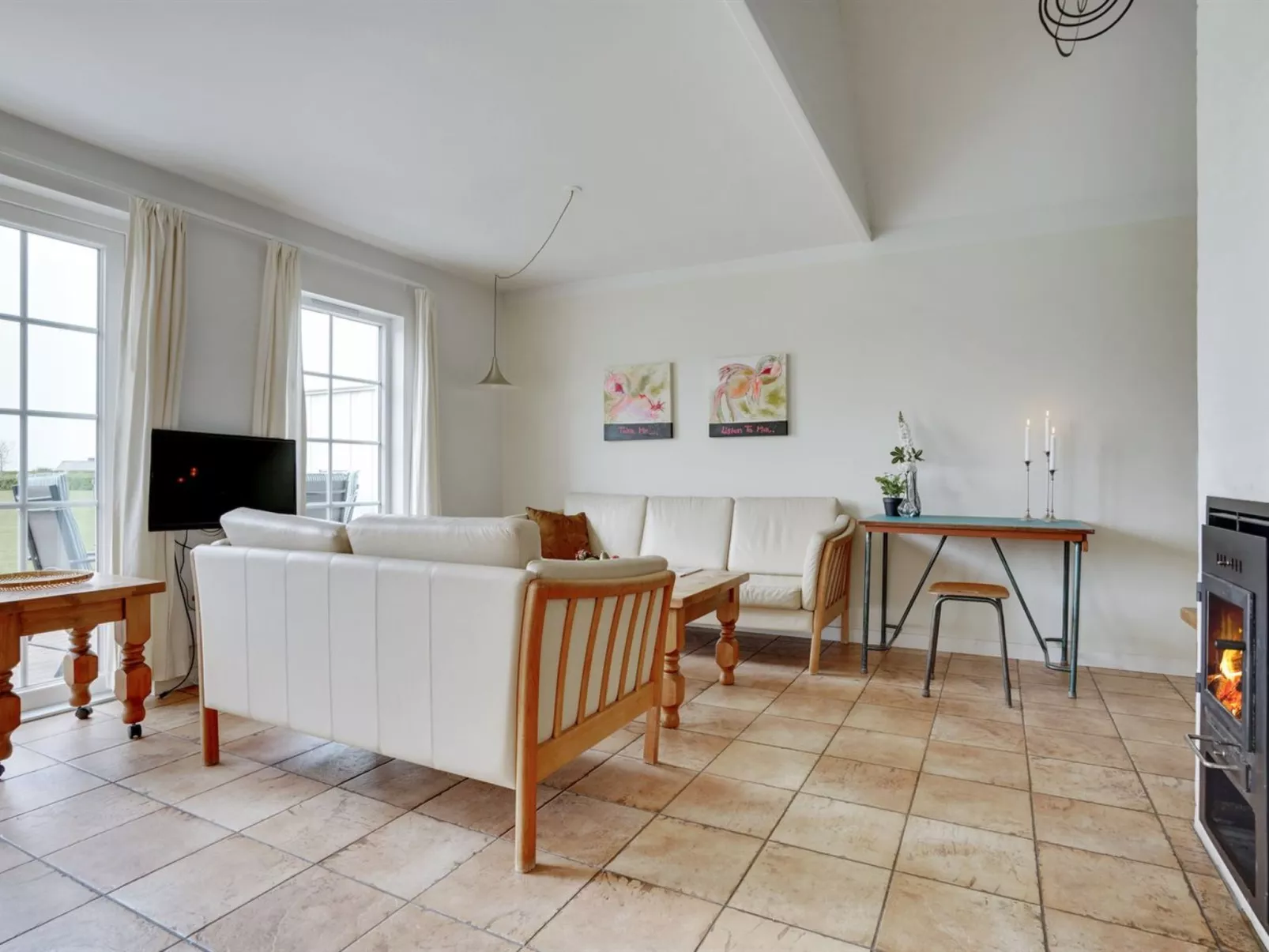 "Solvey" - 270m from the sea-Inside