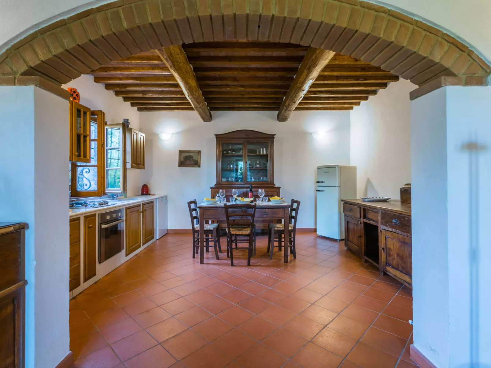 Cerretino Vigna-Inside