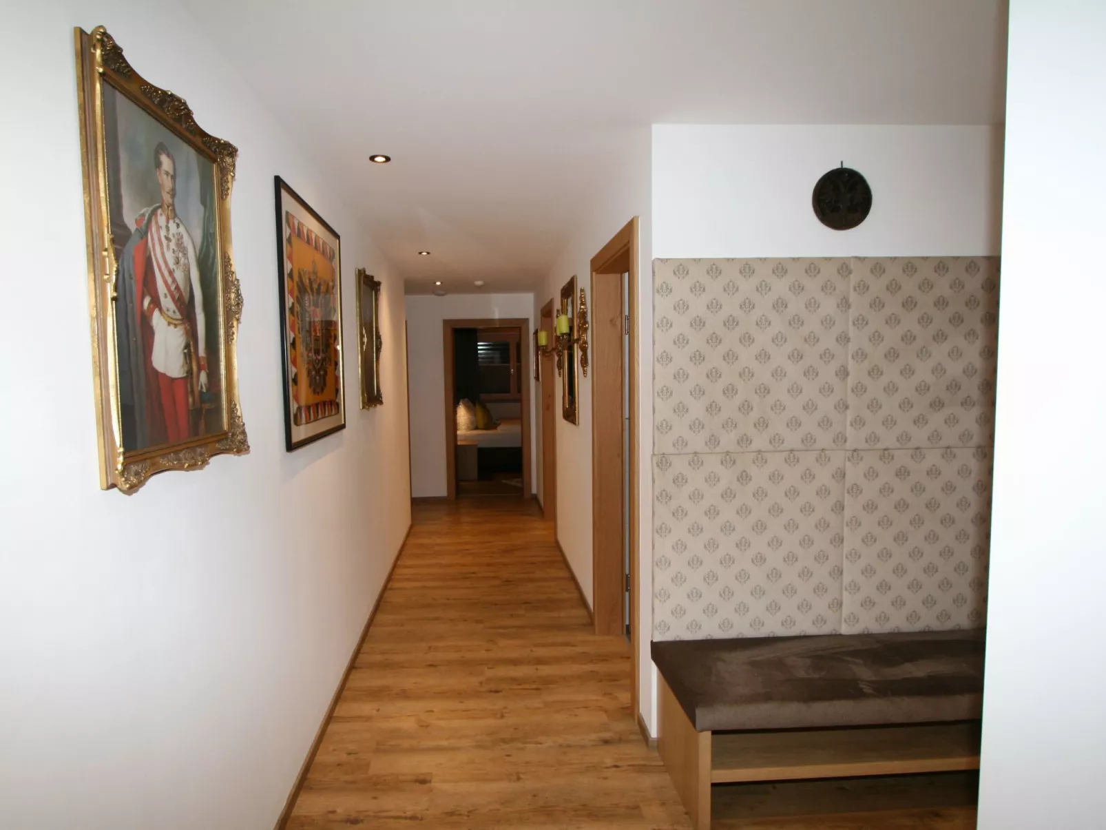 Erzherzog’s Apts/Zillertal Kaiser Lodge-Inside