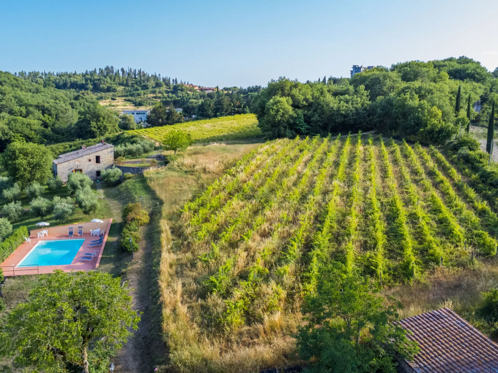 Cerretino Vigna-Outside
