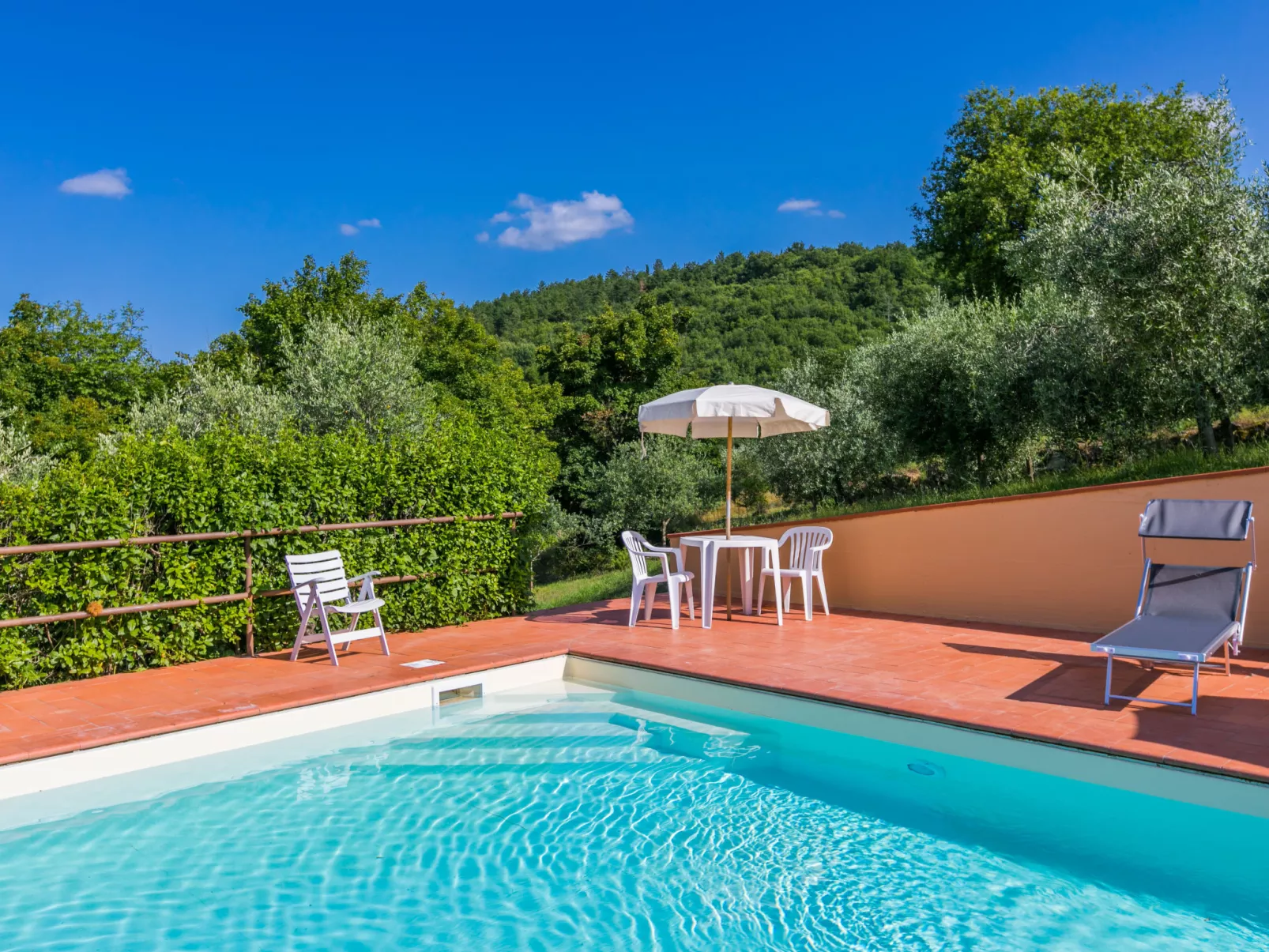 Cerretino Vigna-Outside