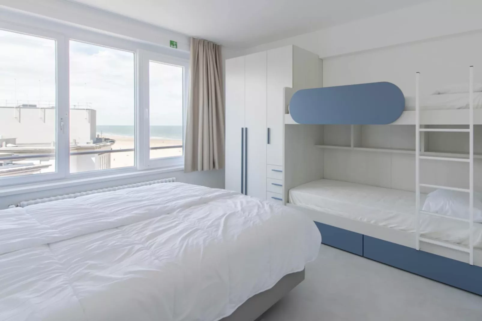 Monte Carlo-Bedroom