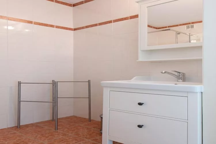 Osborne-Bathroom
