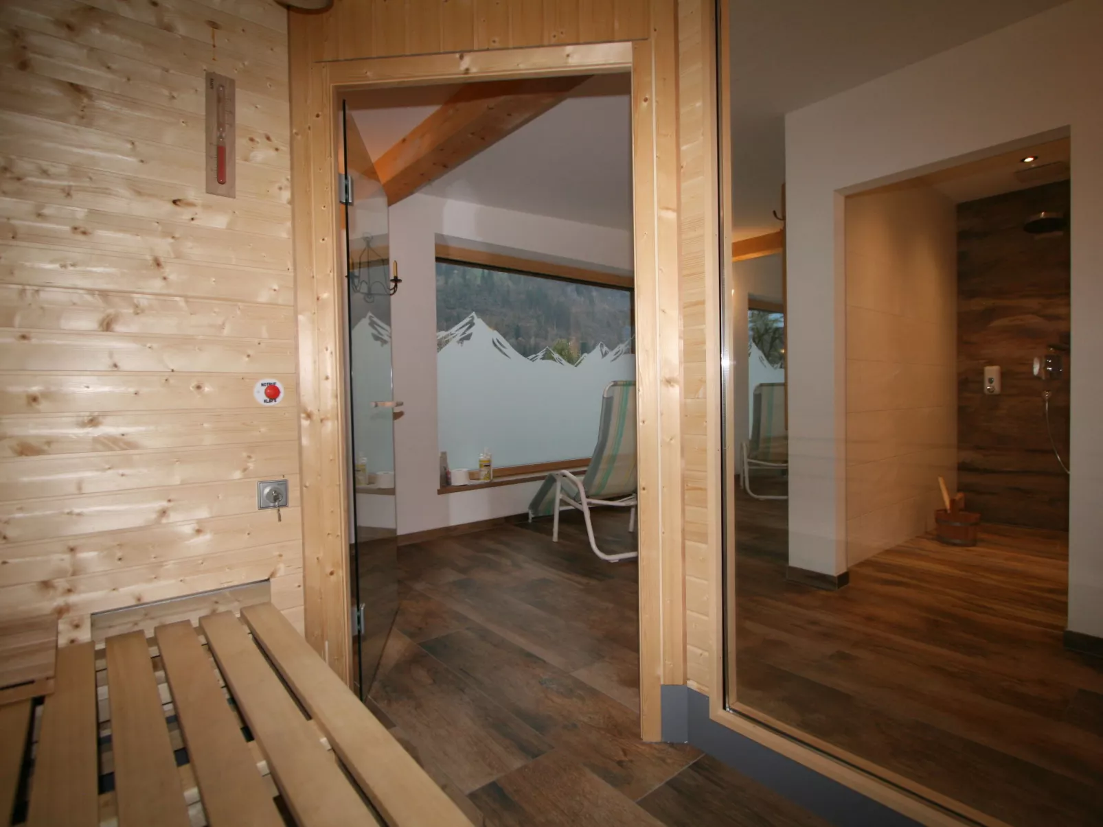 Erzherzog’s Apts/Zillertal Kaiser Lodge-Inside