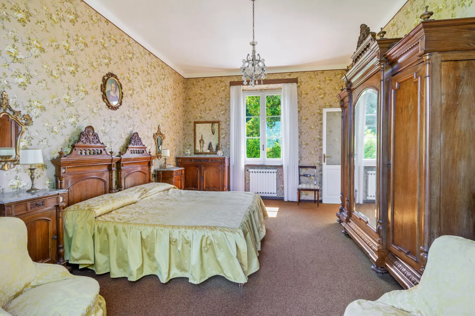 Nouvelle Belle Epoque-Schlafzimmer