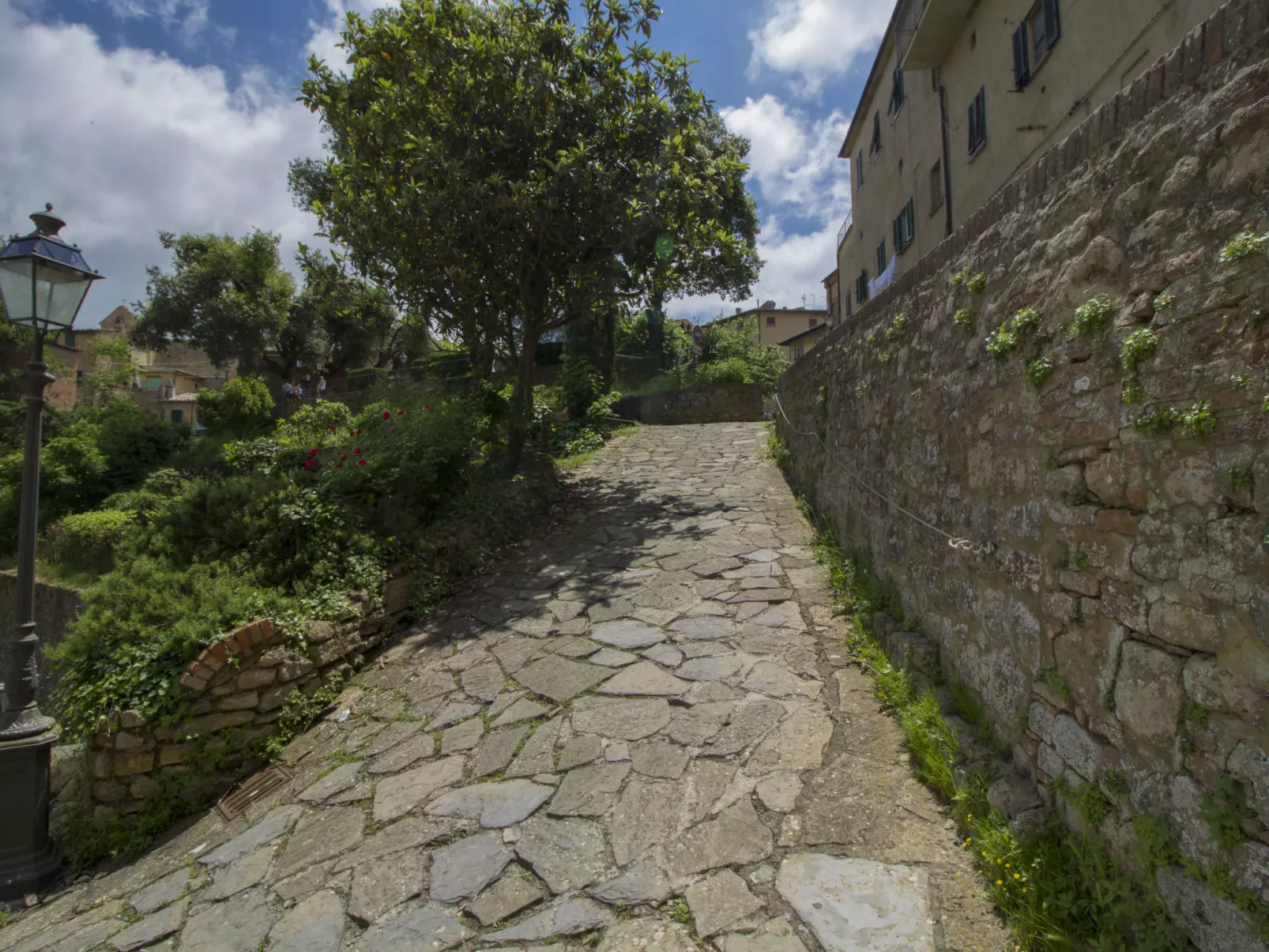 La Fonte-Outside