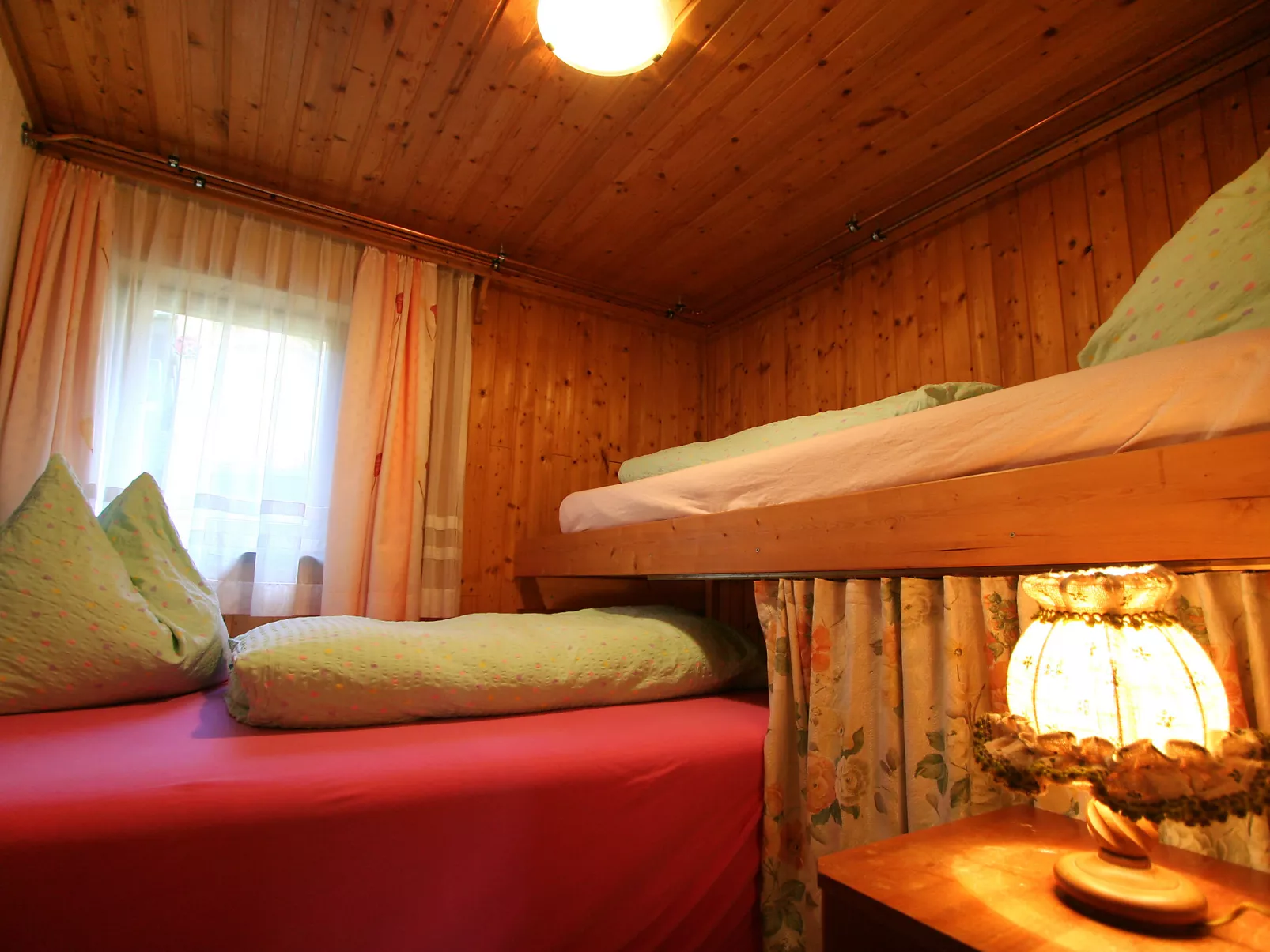 Hamberg Hütte-Inside
