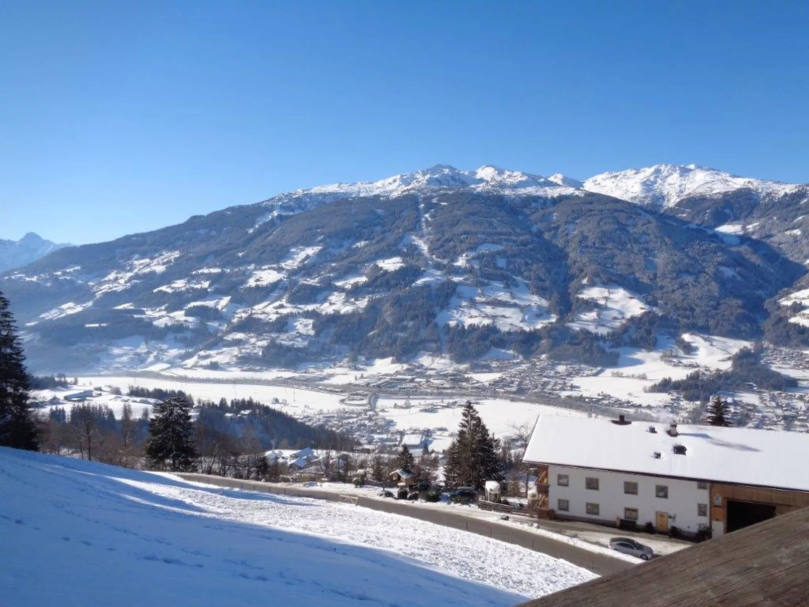 Hamberg Hütte-Outside