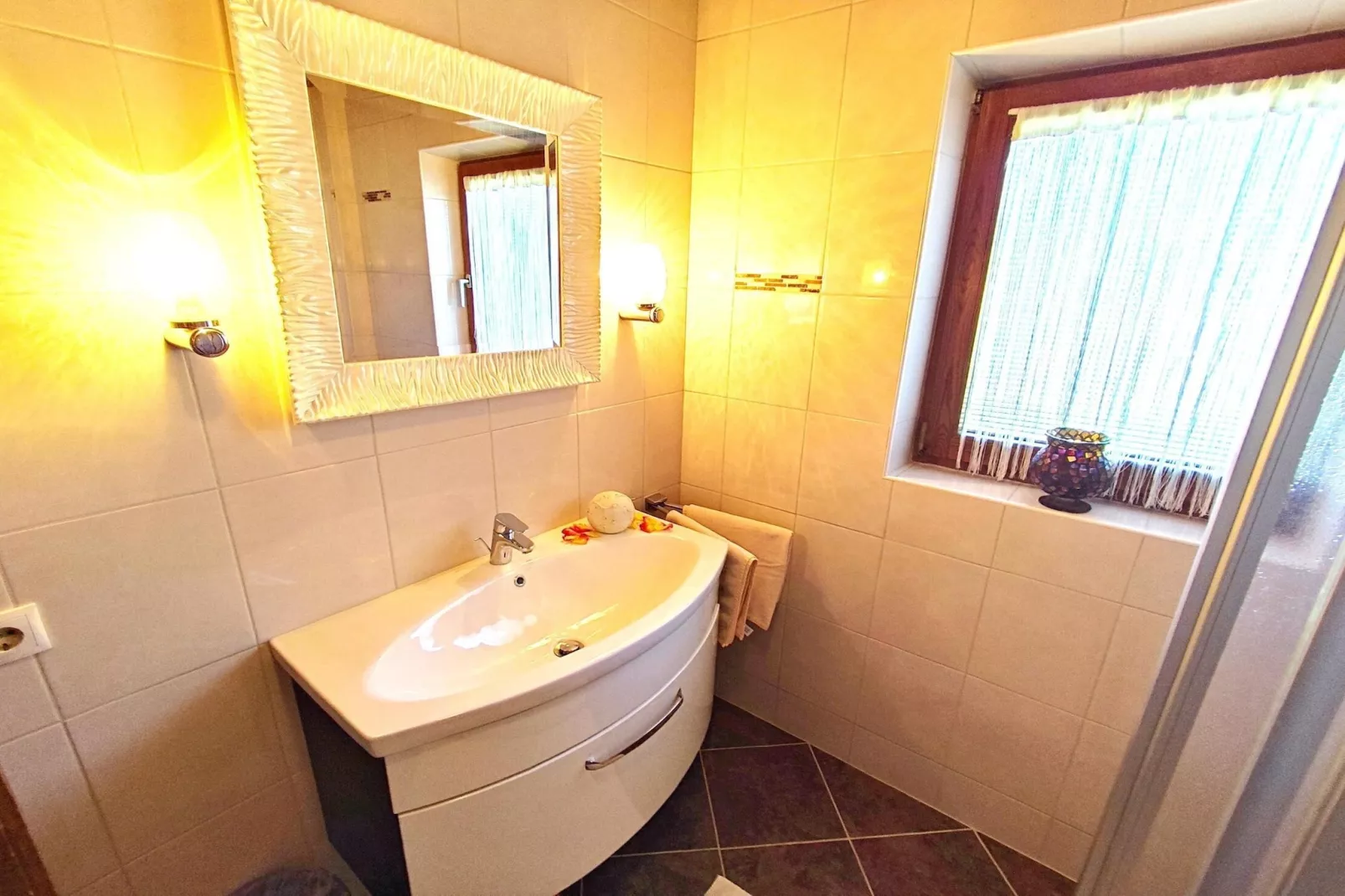 Ferienhaus Linda-Bathroom