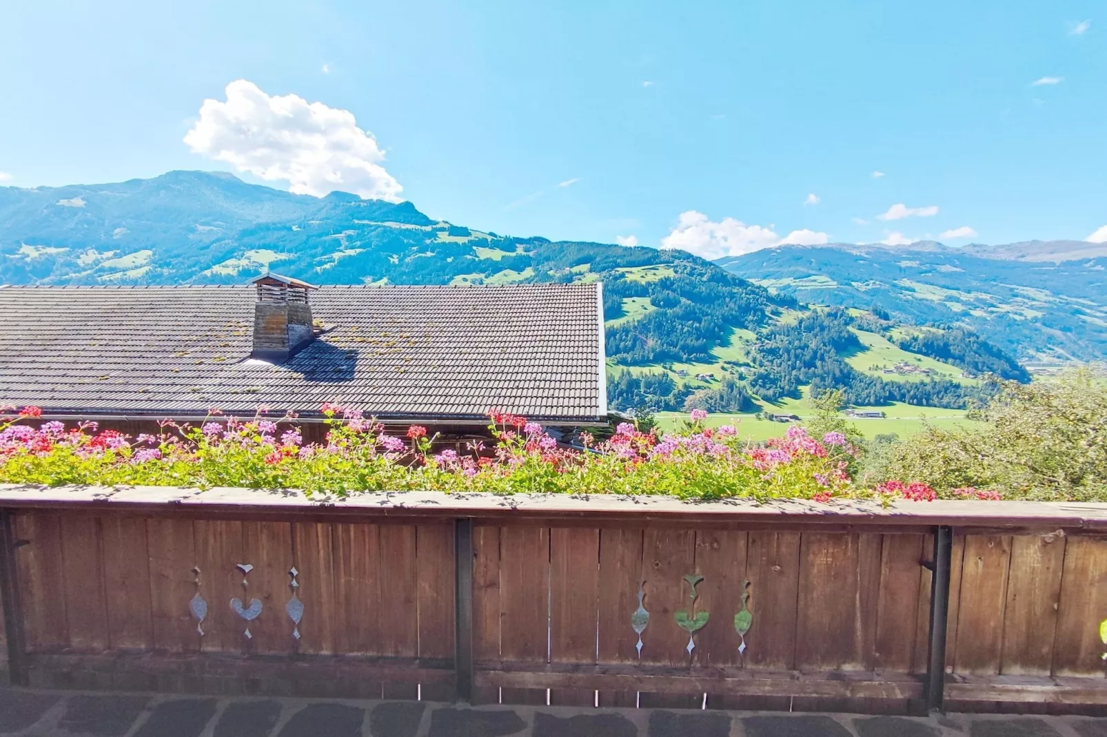 Ferienhaus Linda-Terrace balcony