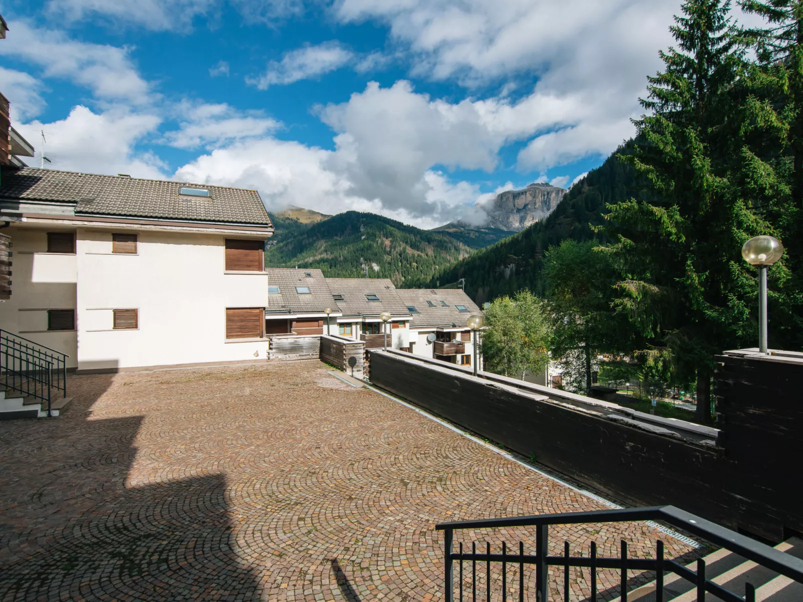 Cesa del sass-Draußen