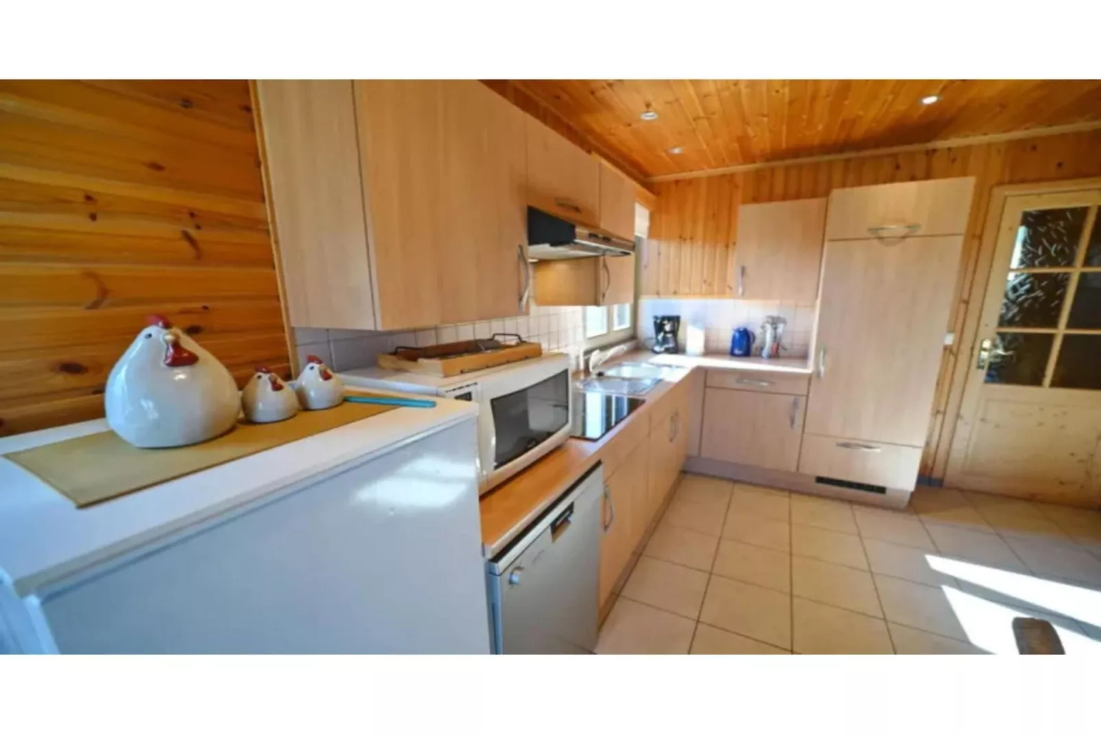 Pluton 4-Kitchen