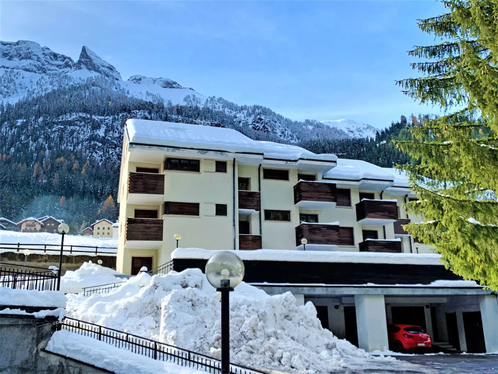 Cesa del sass-Draußen