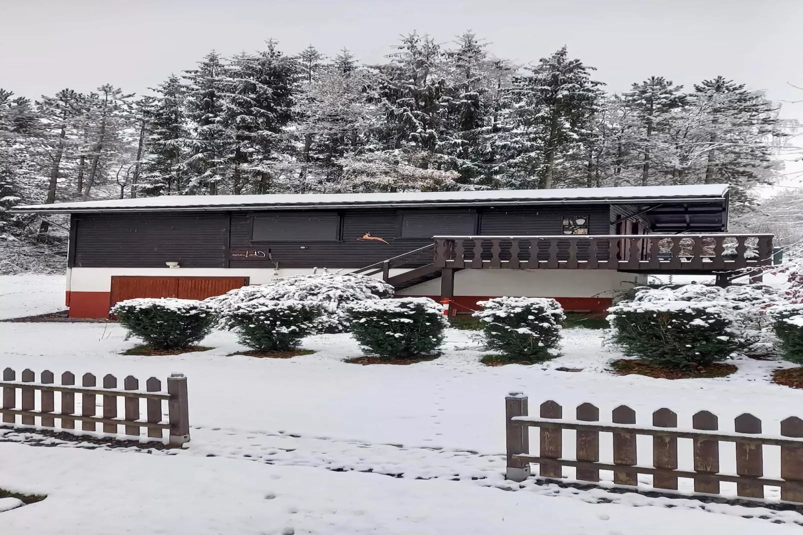 Cha'Laise-Exterior winter