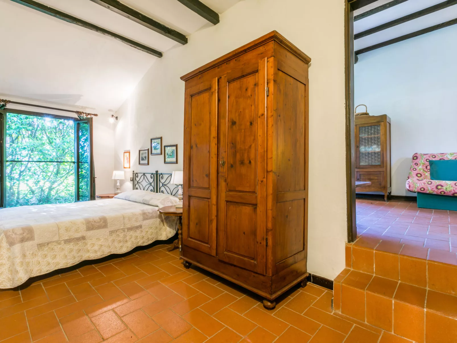 Bardeggiano - Caterina 8 (COL243)-Inside