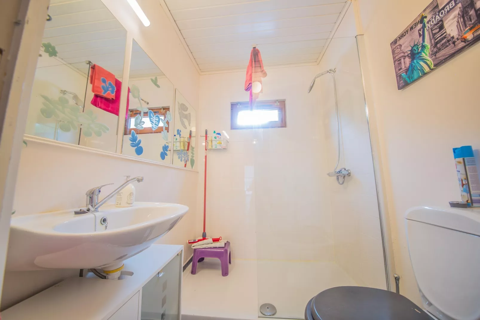 Cha'Laise-Bathroom
