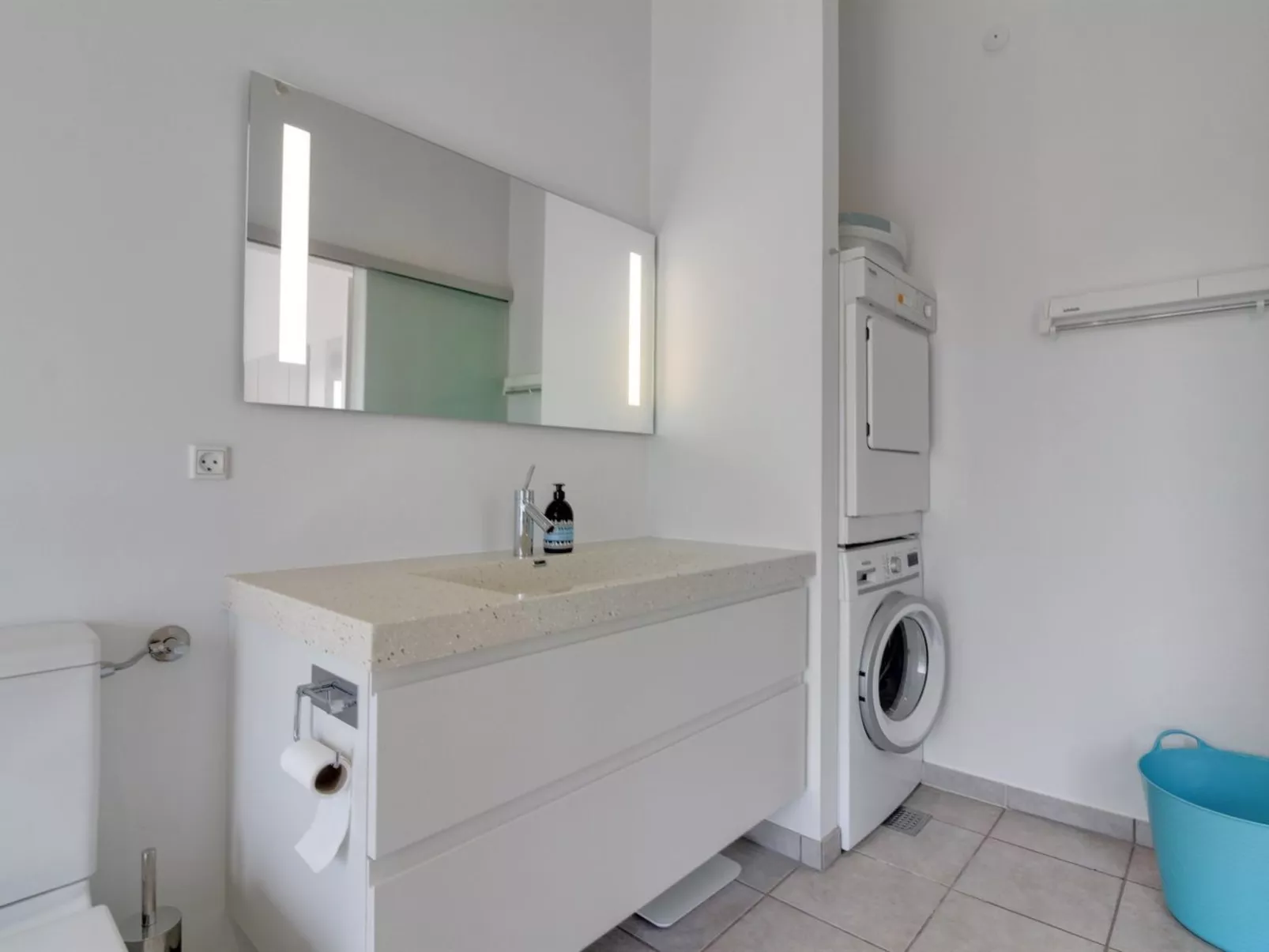 "Fietje" - 150m from the sea-Inside