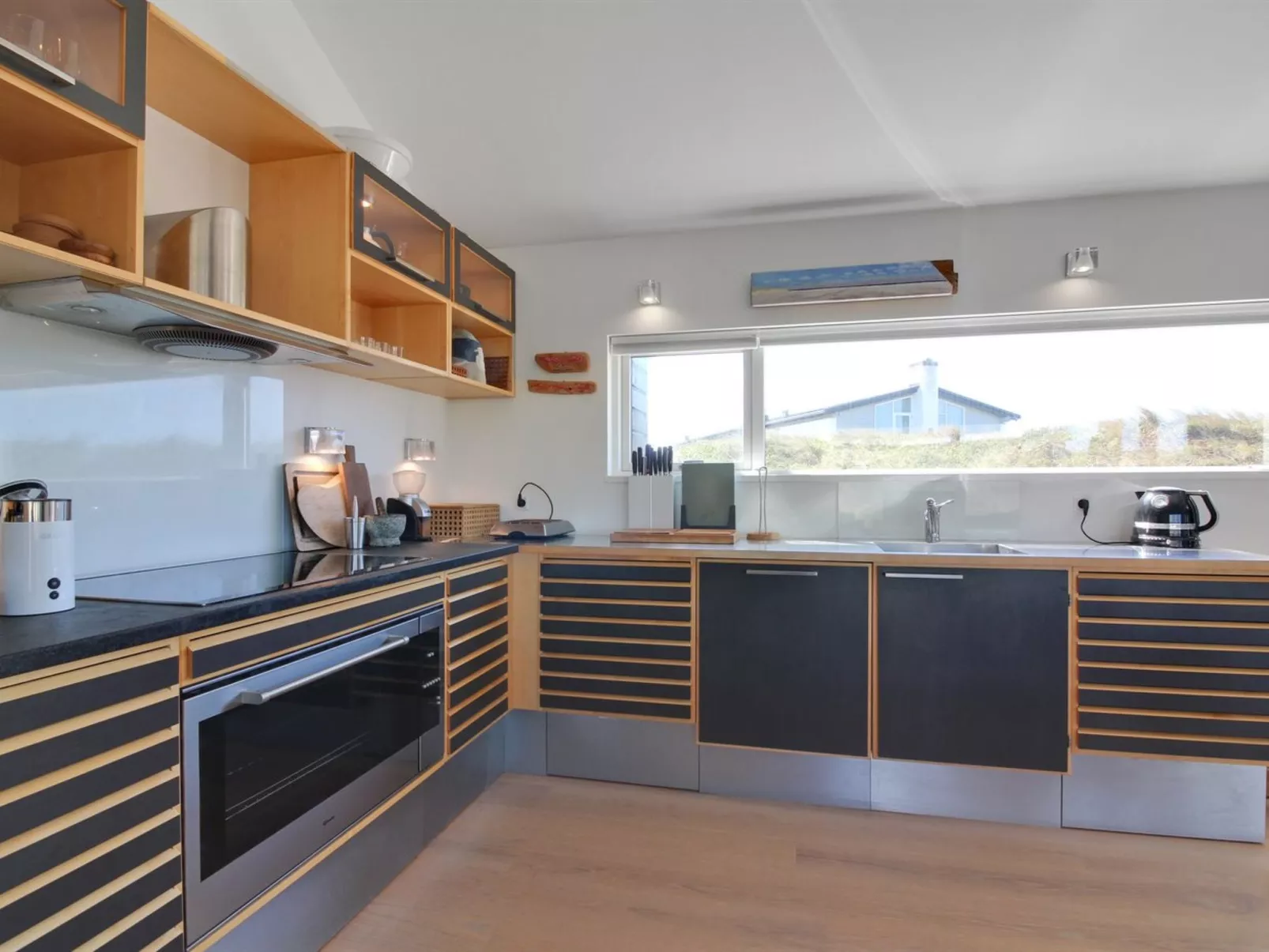"Fietje" - 150m from the sea-Inside