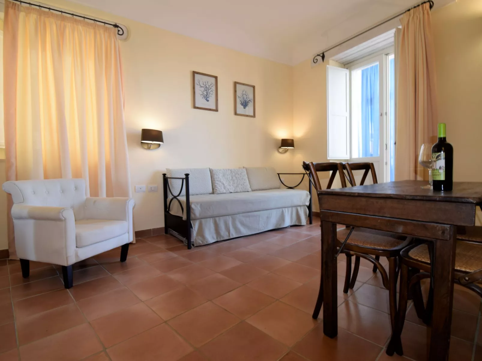 Lanterne Magiche-Inside