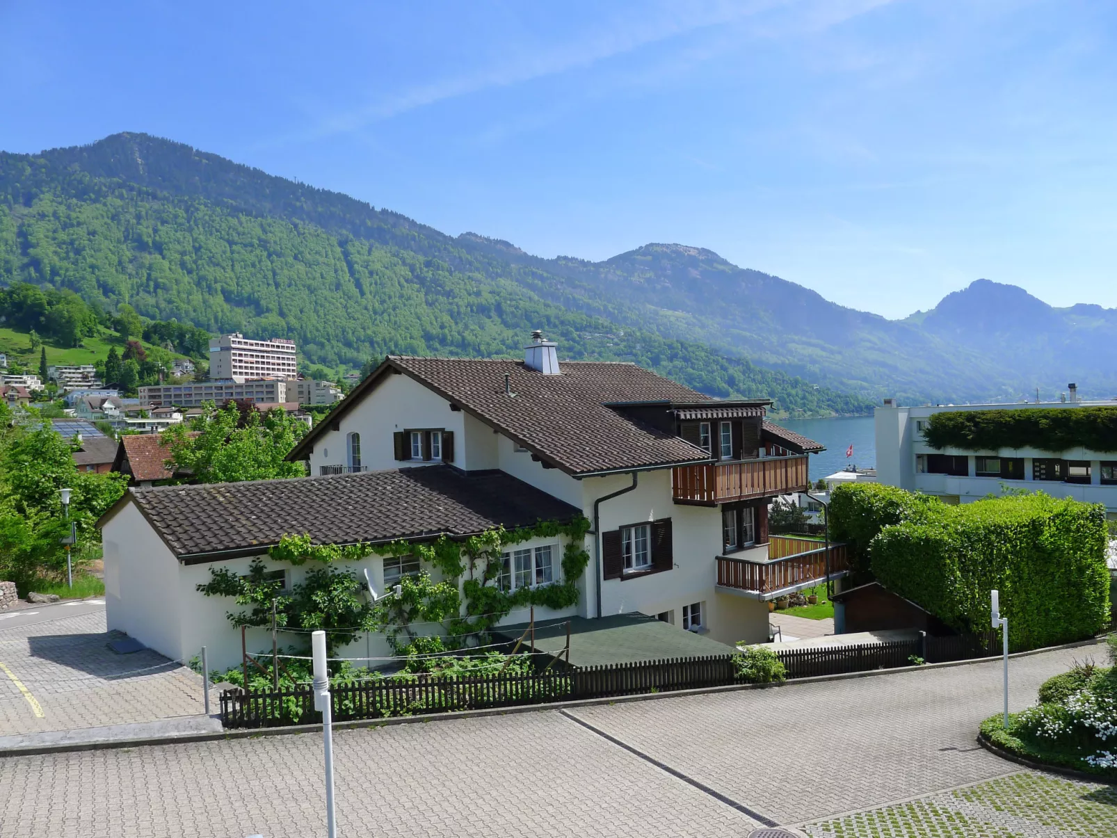 Beau Site-Draußen