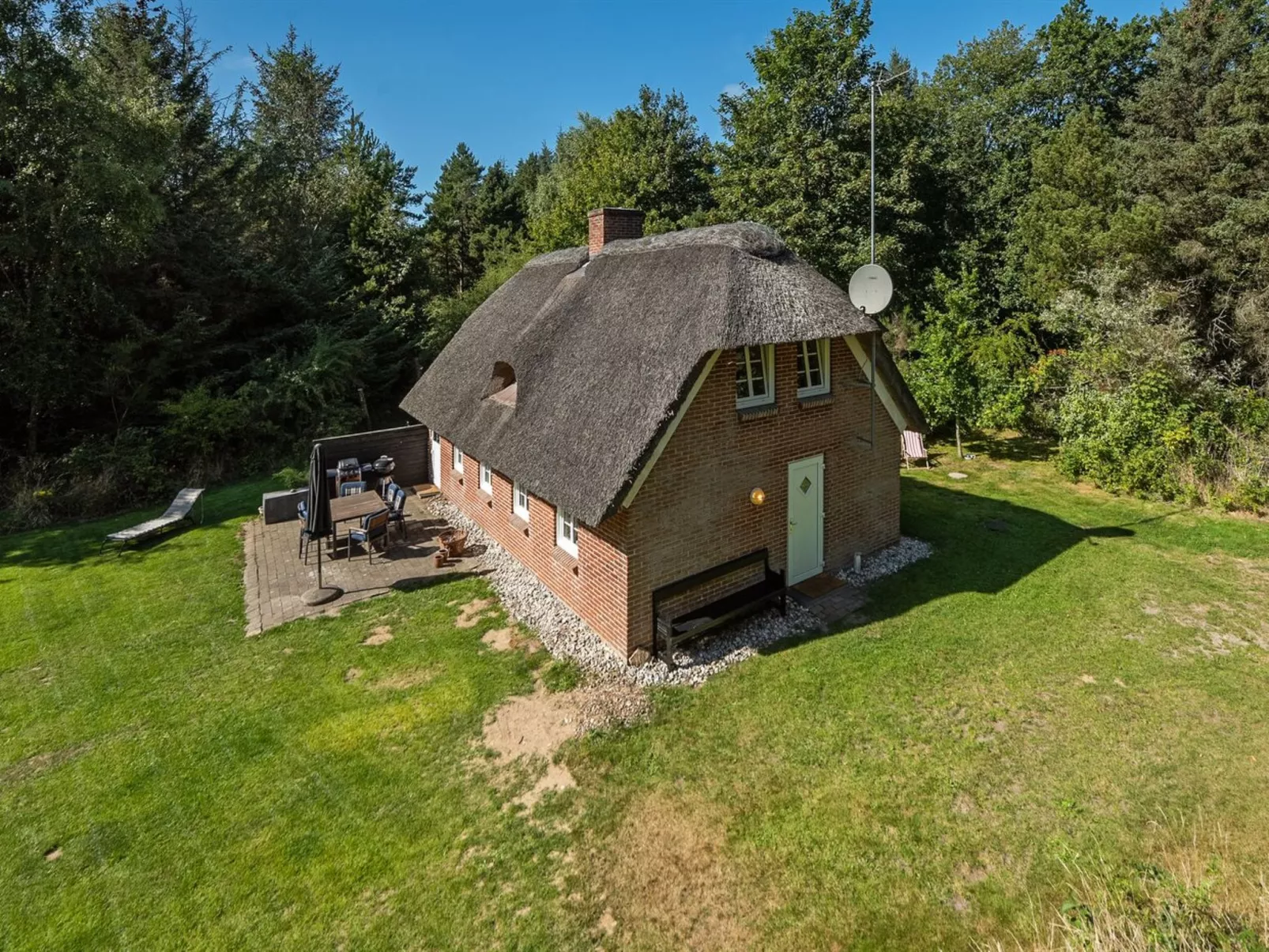 "Alkil" - 1.7km from the sea-Inside