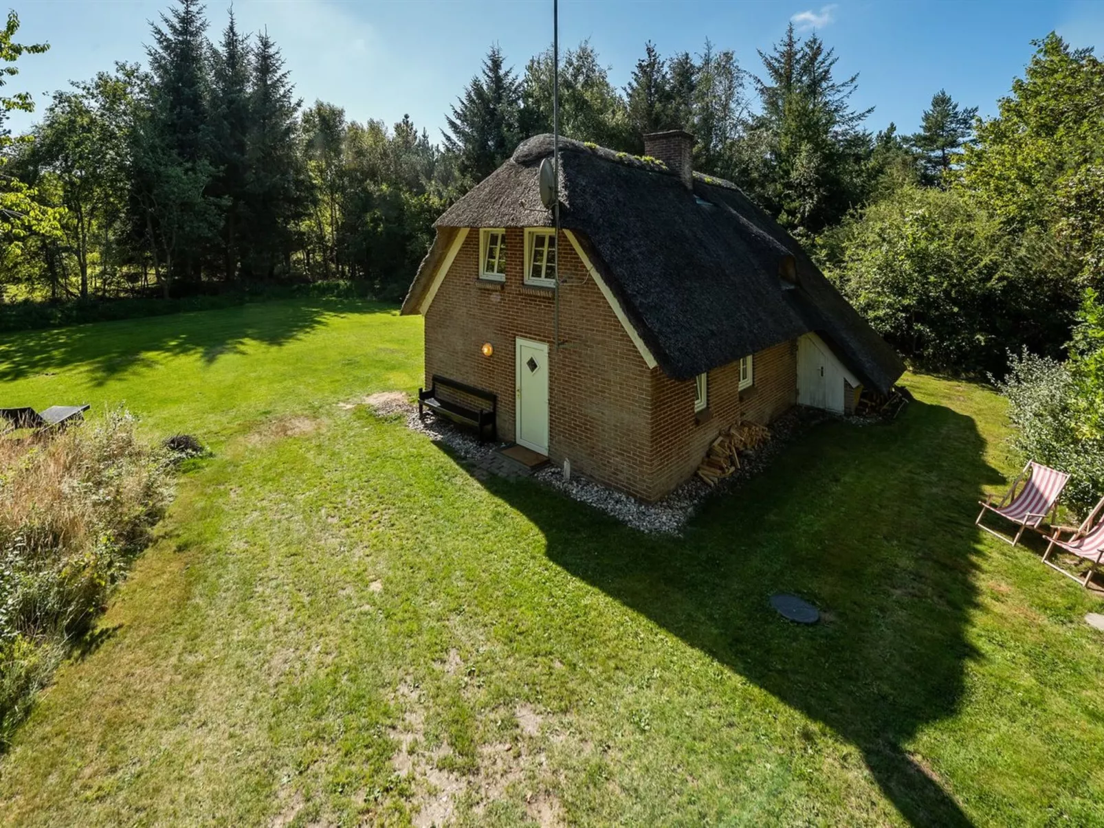 "Alkil" - 1.7km from the sea-Inside