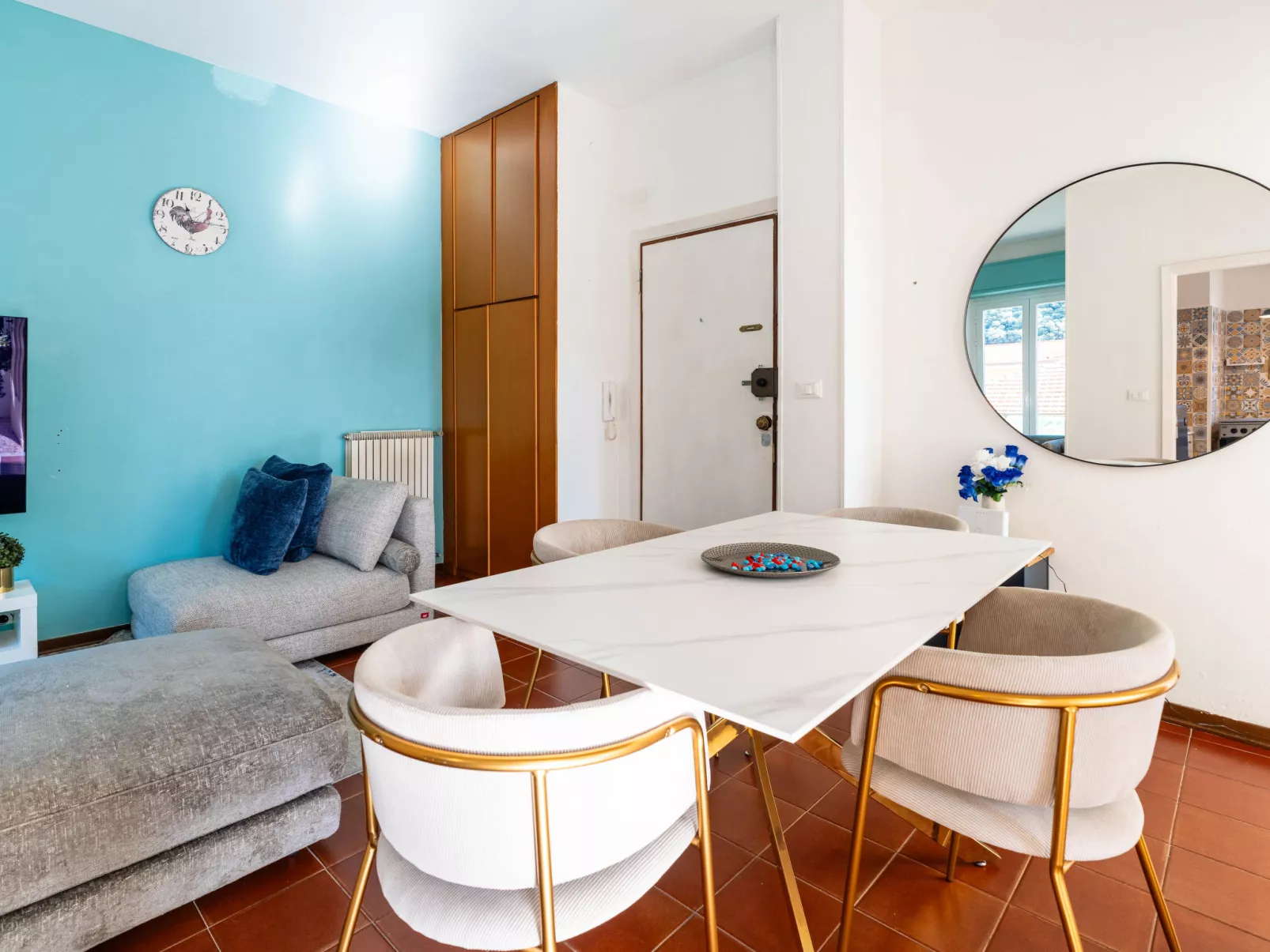 Mare Borgo-Inside