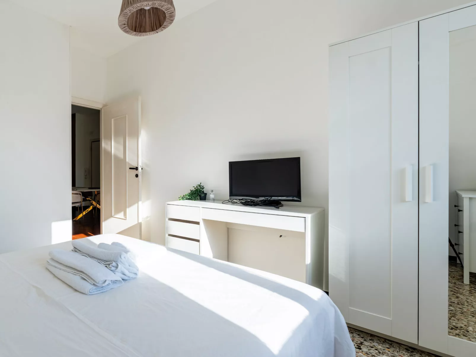 Mare Borgo-Inside