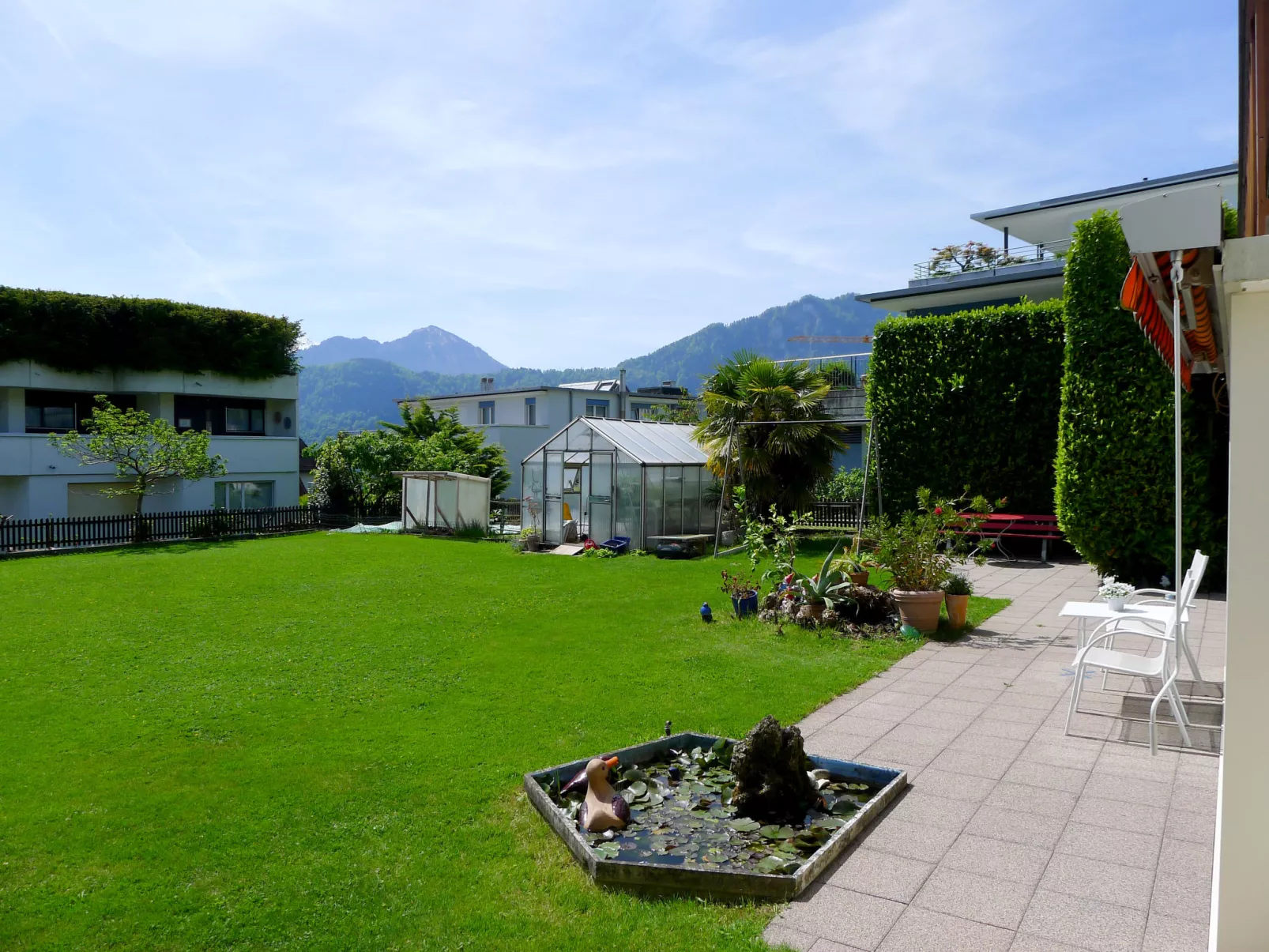 Beau Site-Outside