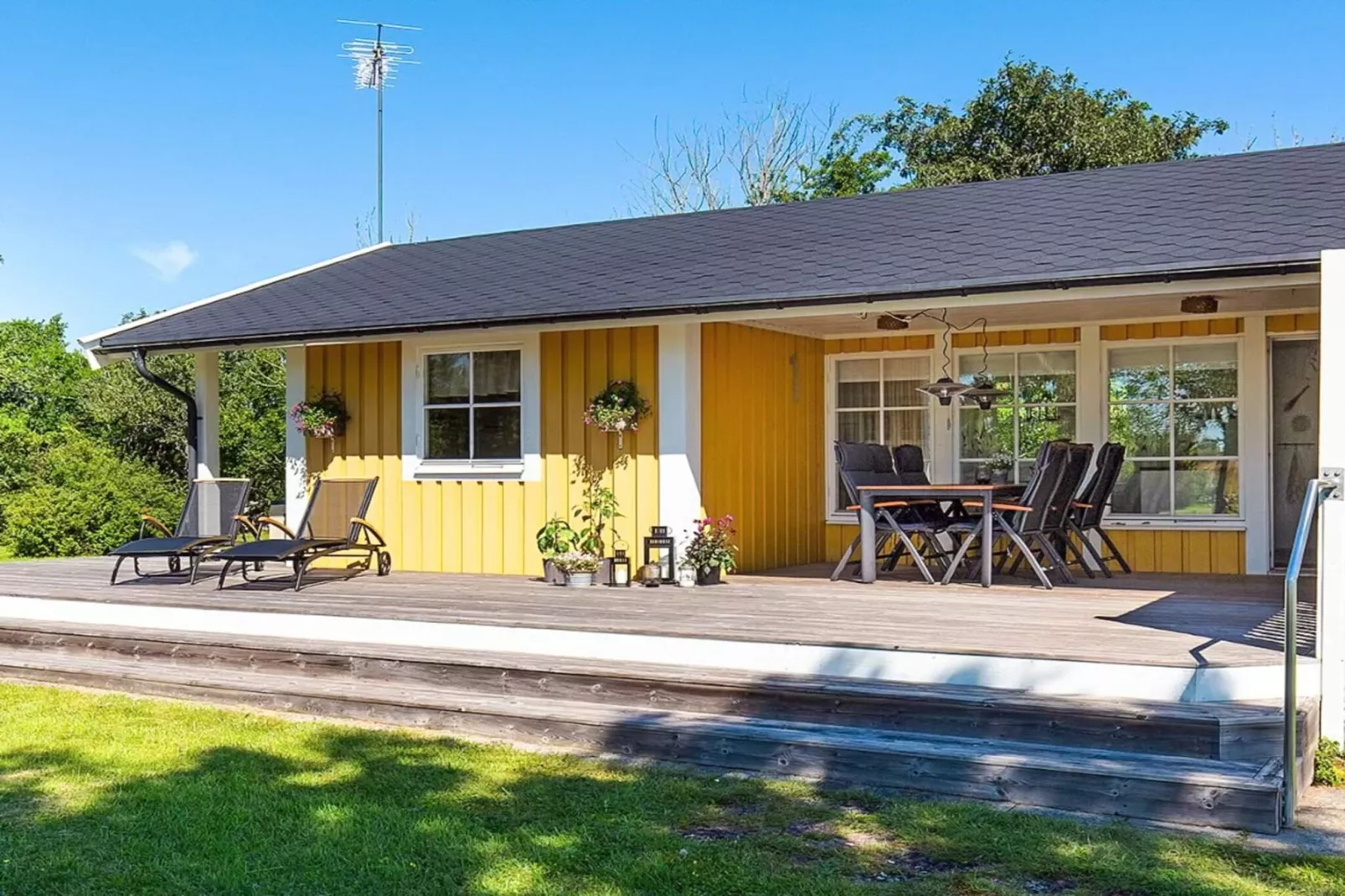 4 person holiday home in LÖTTORP