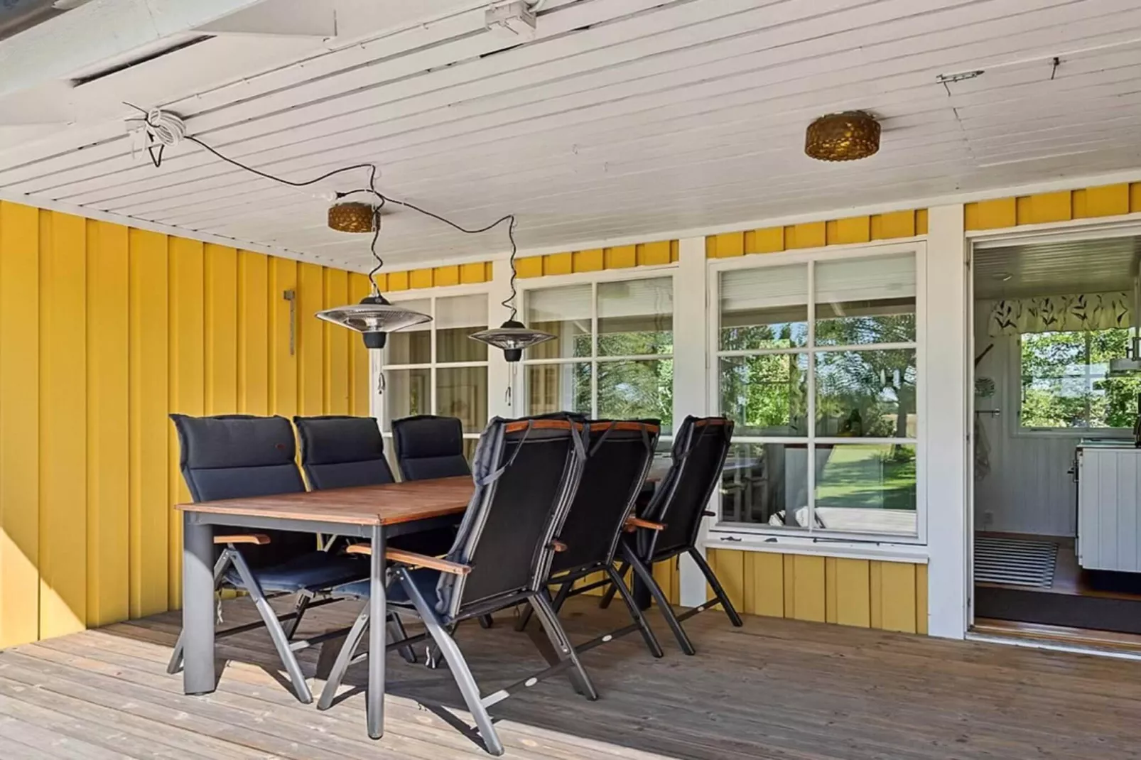 4 person holiday home in LÖTTORP