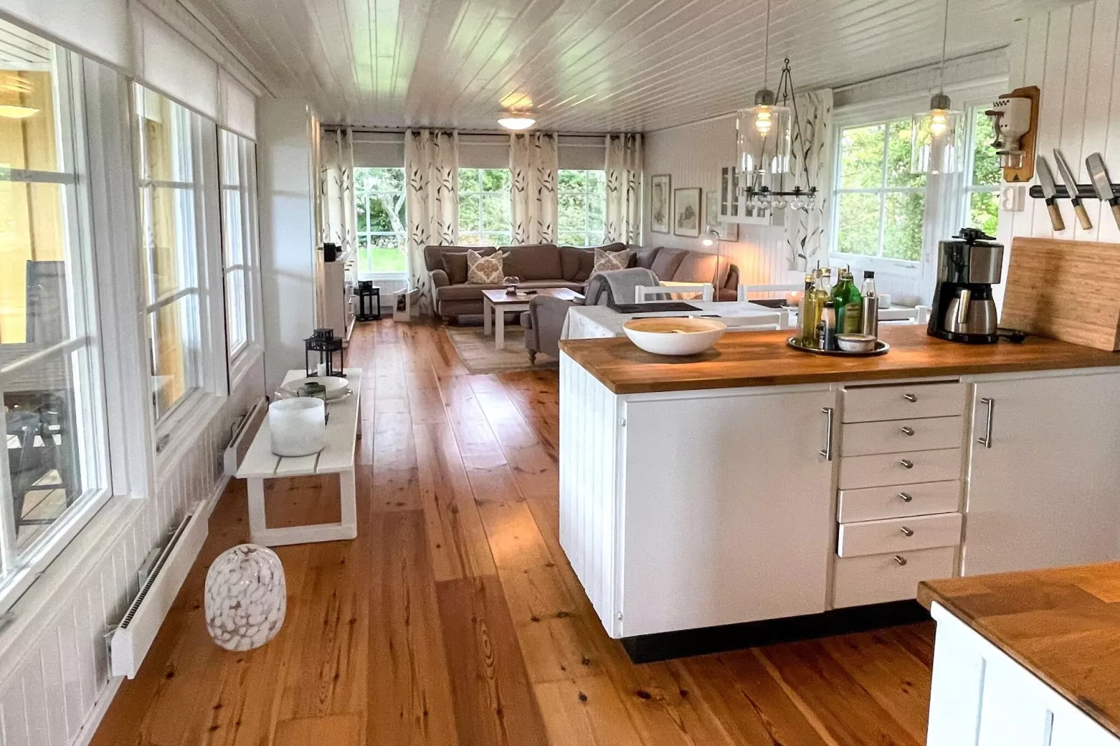 4 person holiday home in LÖTTORP