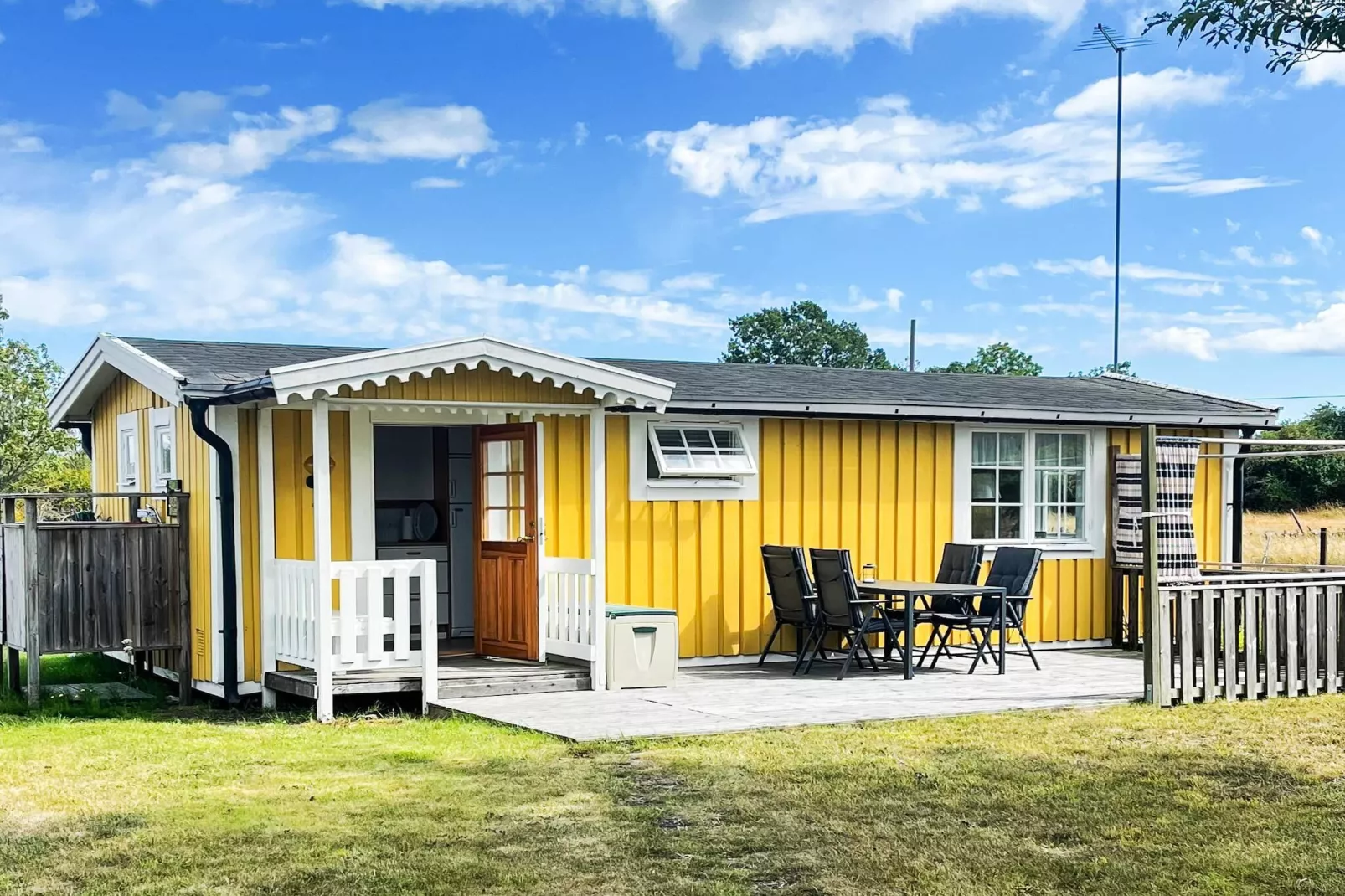 4 person holiday home in LÖTTORP