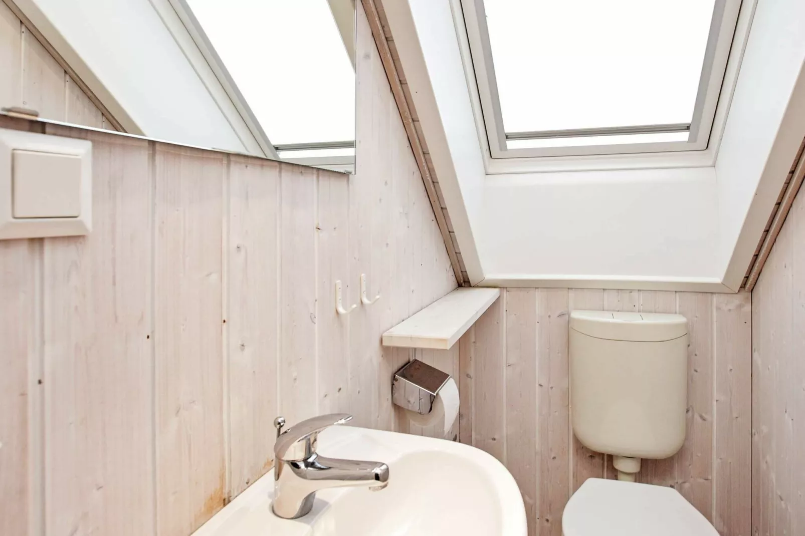 MERCUR 70+48 SWG-LOGGIA, 2.R.-Indoor