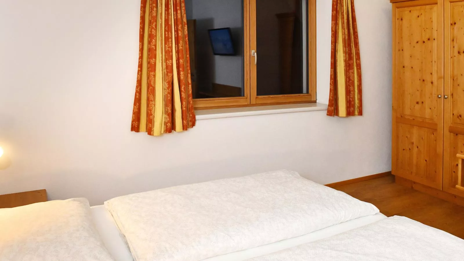 Next to the ski lift Top 4-Bedroom