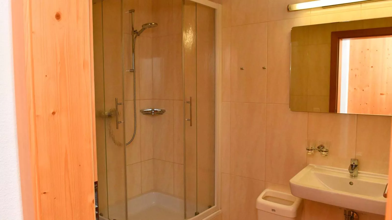 Next To The Ski Lift Top 3 und 4-Bathroom