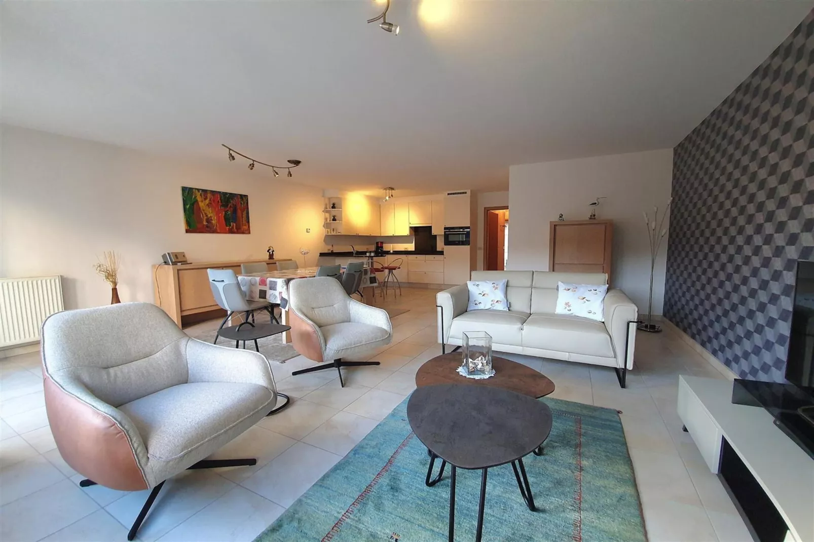 Serenity II-Living room