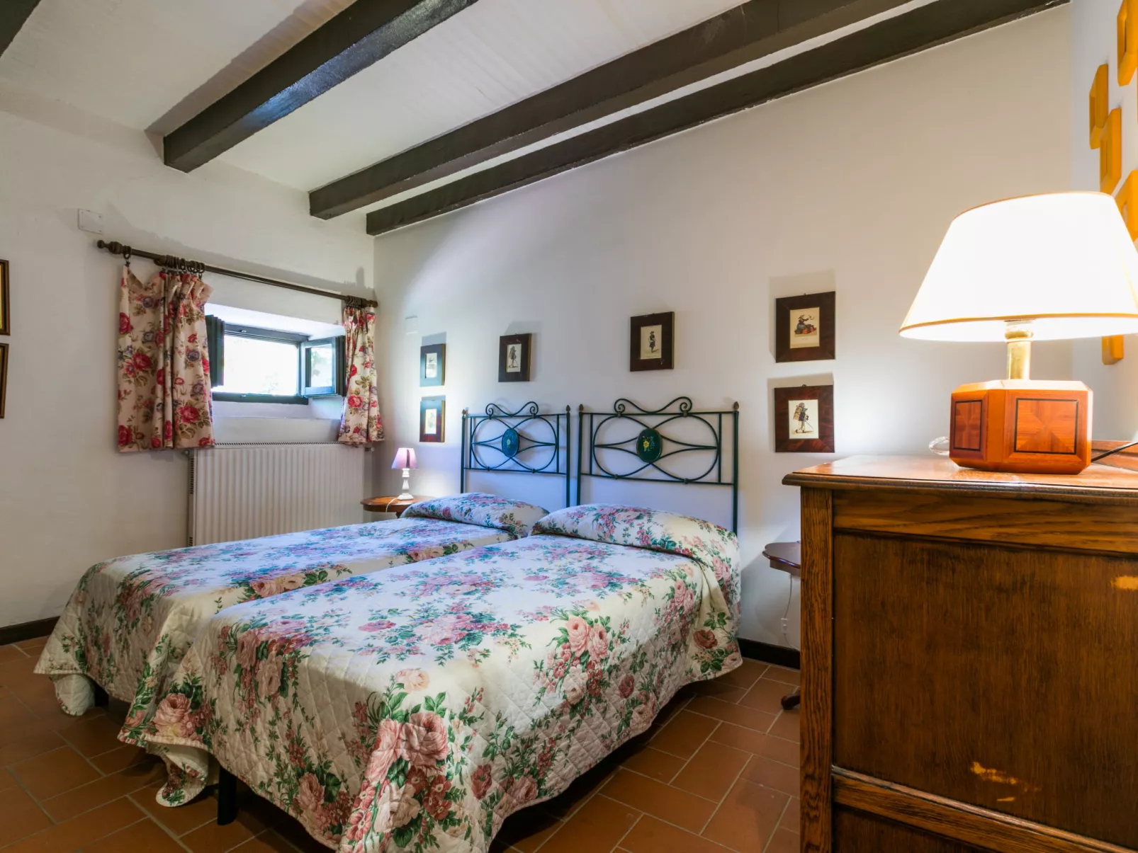 Bardeggiano - Caterina 3 (COL246)-Inside