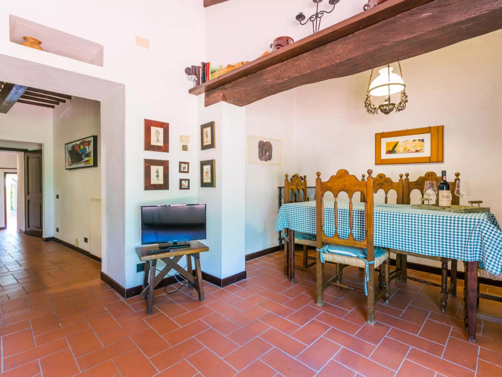 Bardeggiano - Caterina 3 (COL246)-Inside