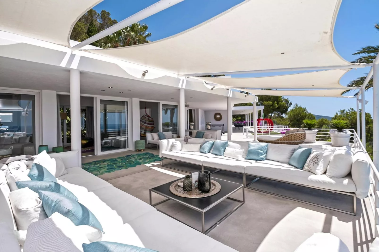 Villa Pazu-Balcon-terrasse