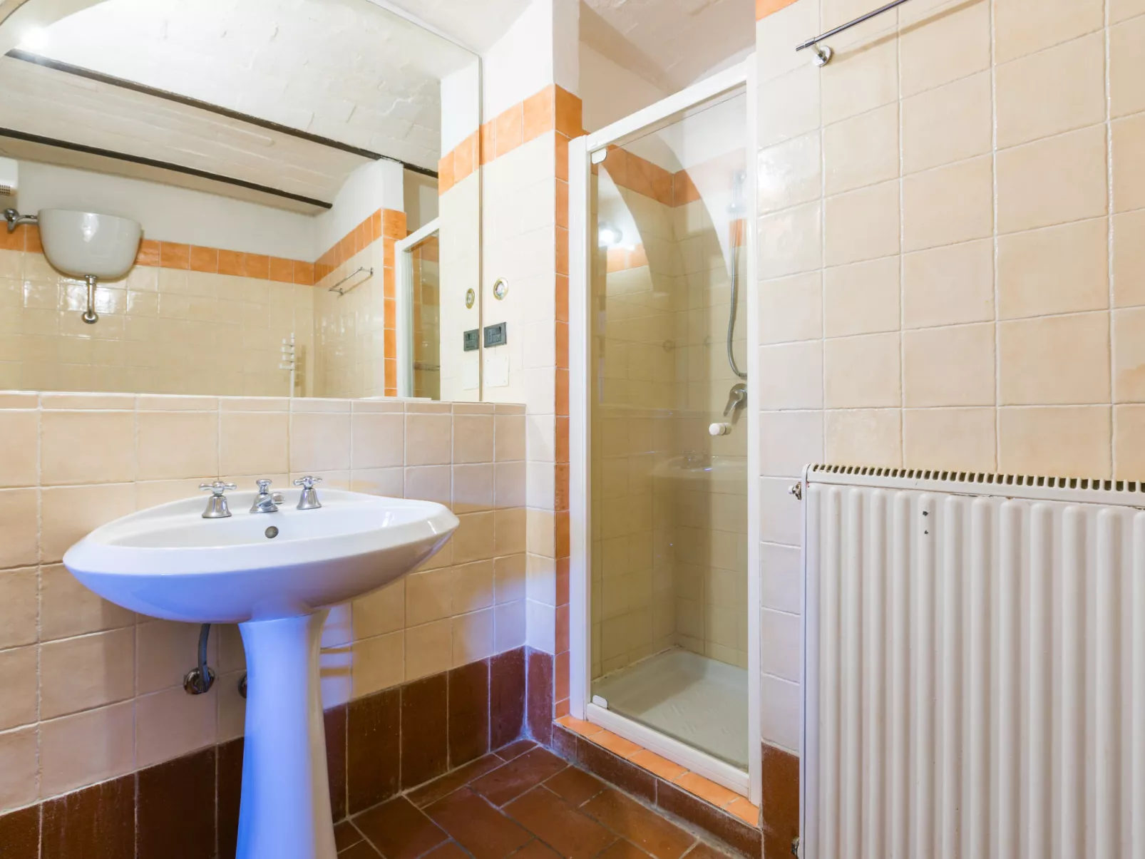 Bardeggiano - Caterina 3 (COL246)-Inside