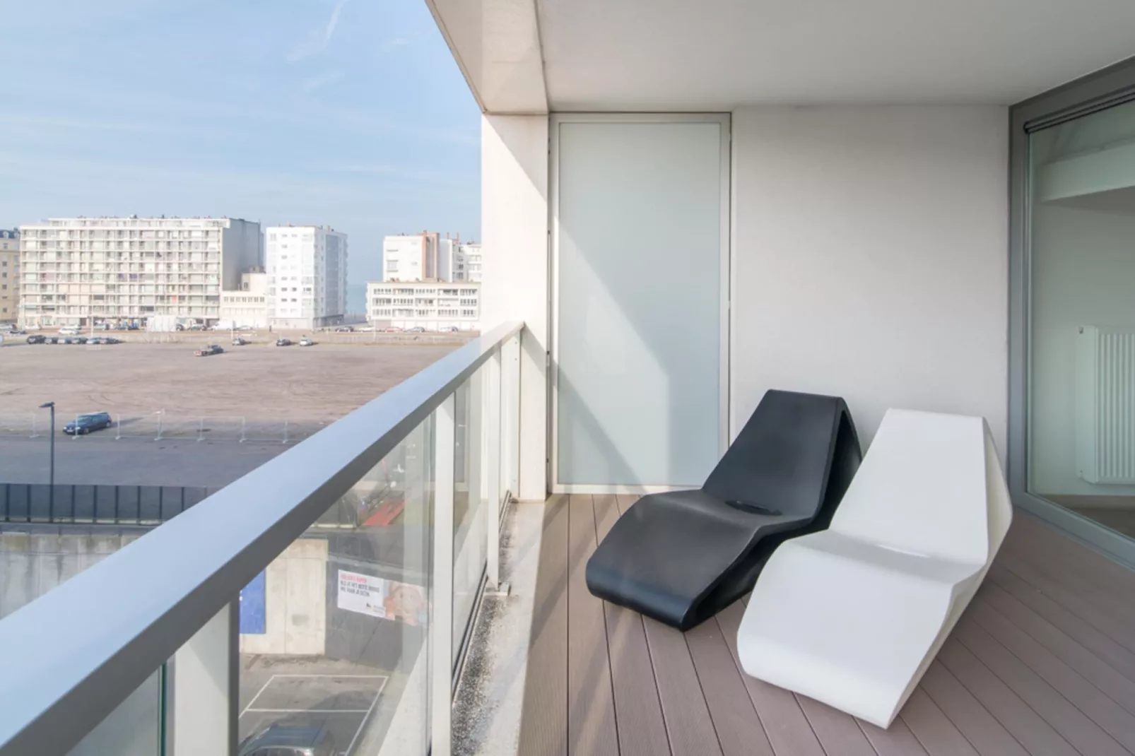 Infinity 1-Terrace balcony