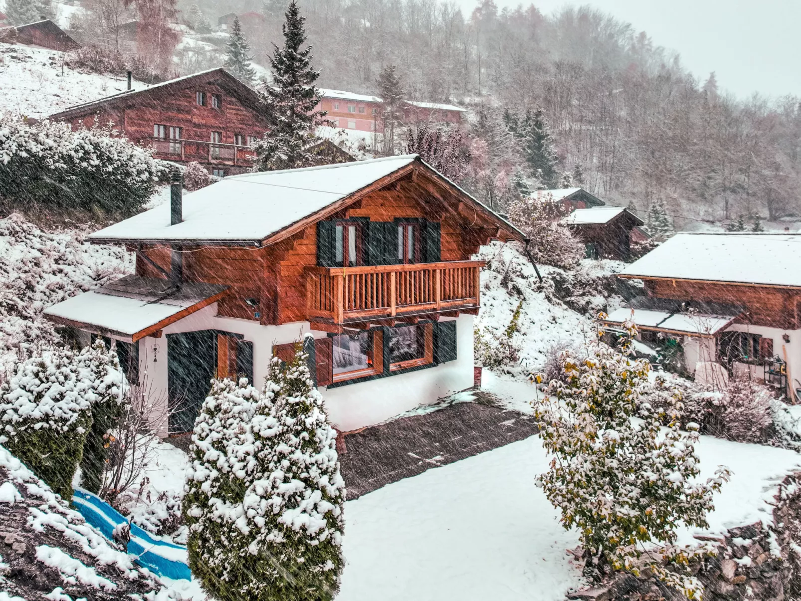 Chalet Grepon-Outside