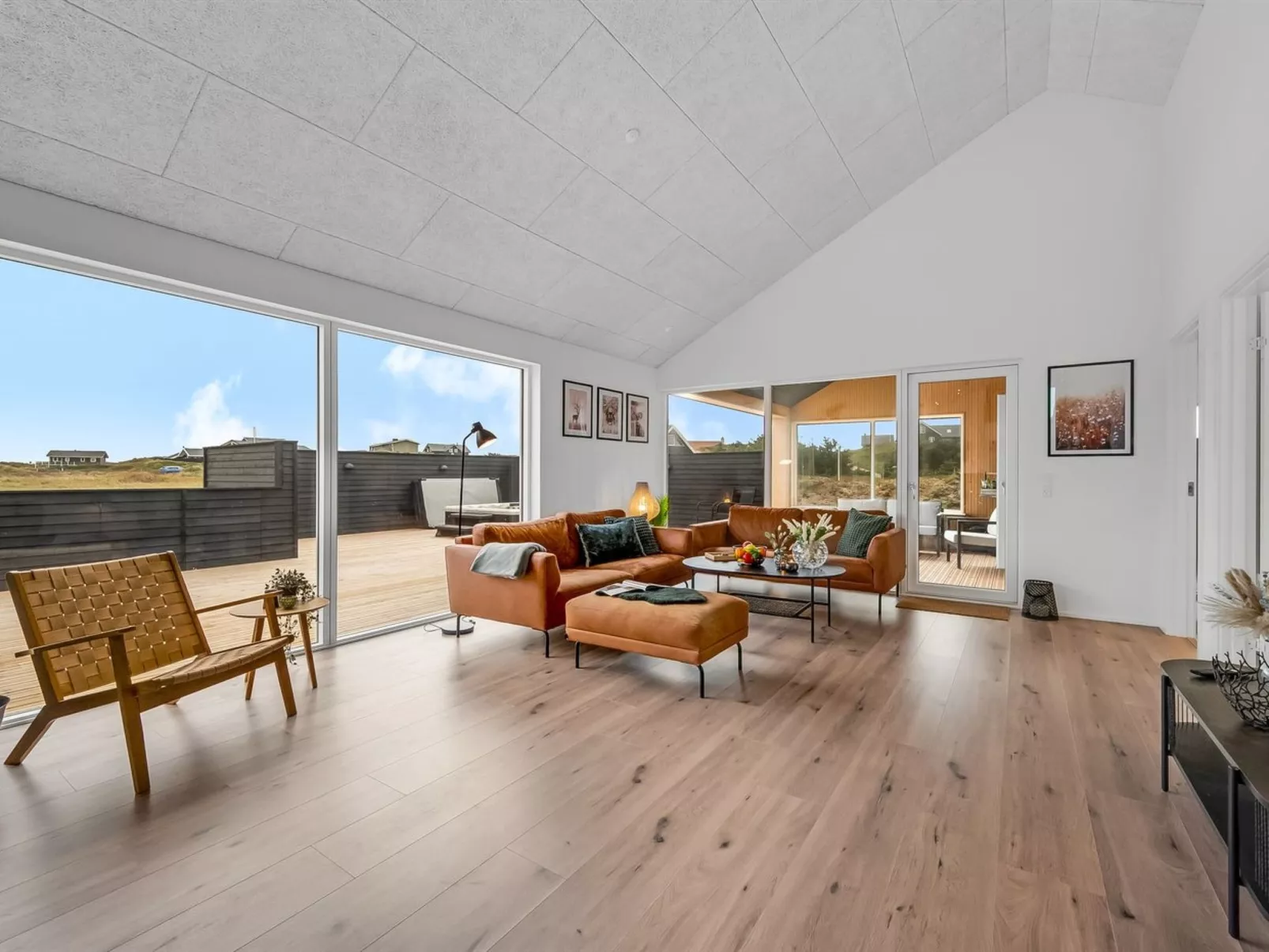 "Dreng" - 300m from the sea-Inside