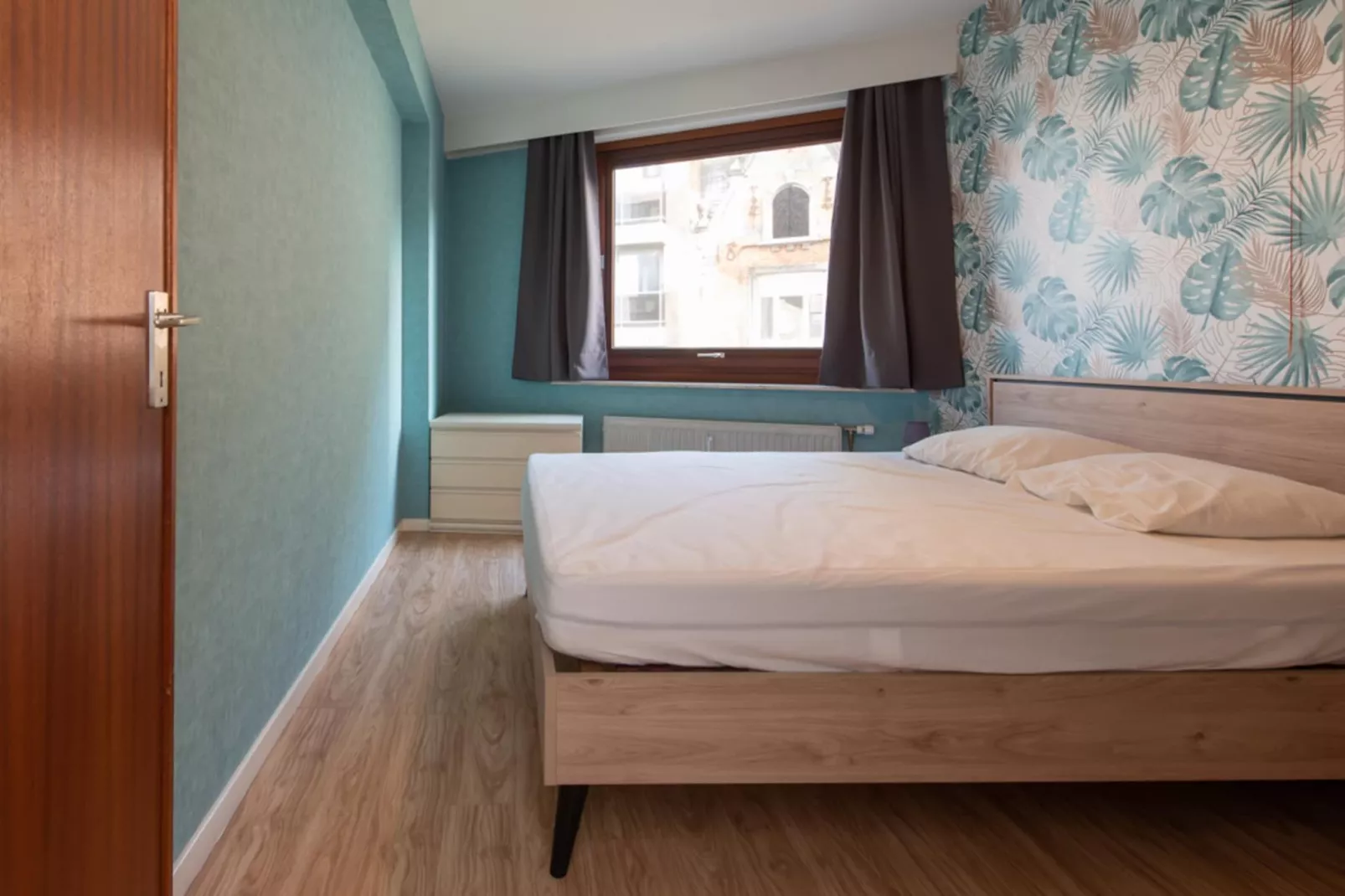 Silversant-Bedroom