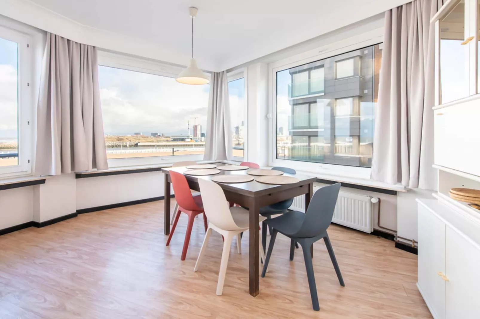 Silversant-Dining room