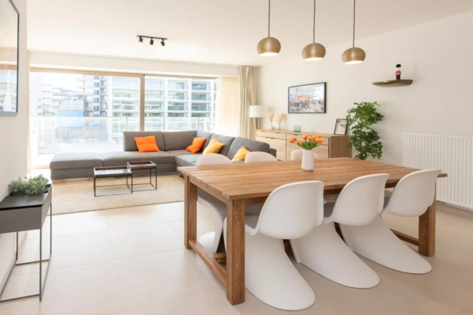 Sky Bridge-Dining room
