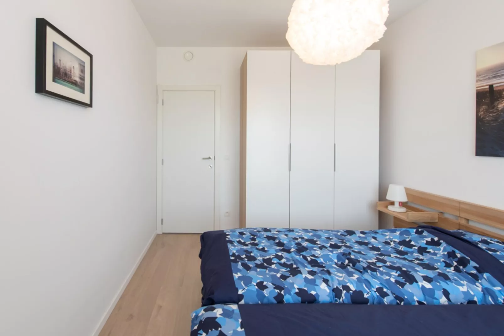 Sky Bridge-Bedroom