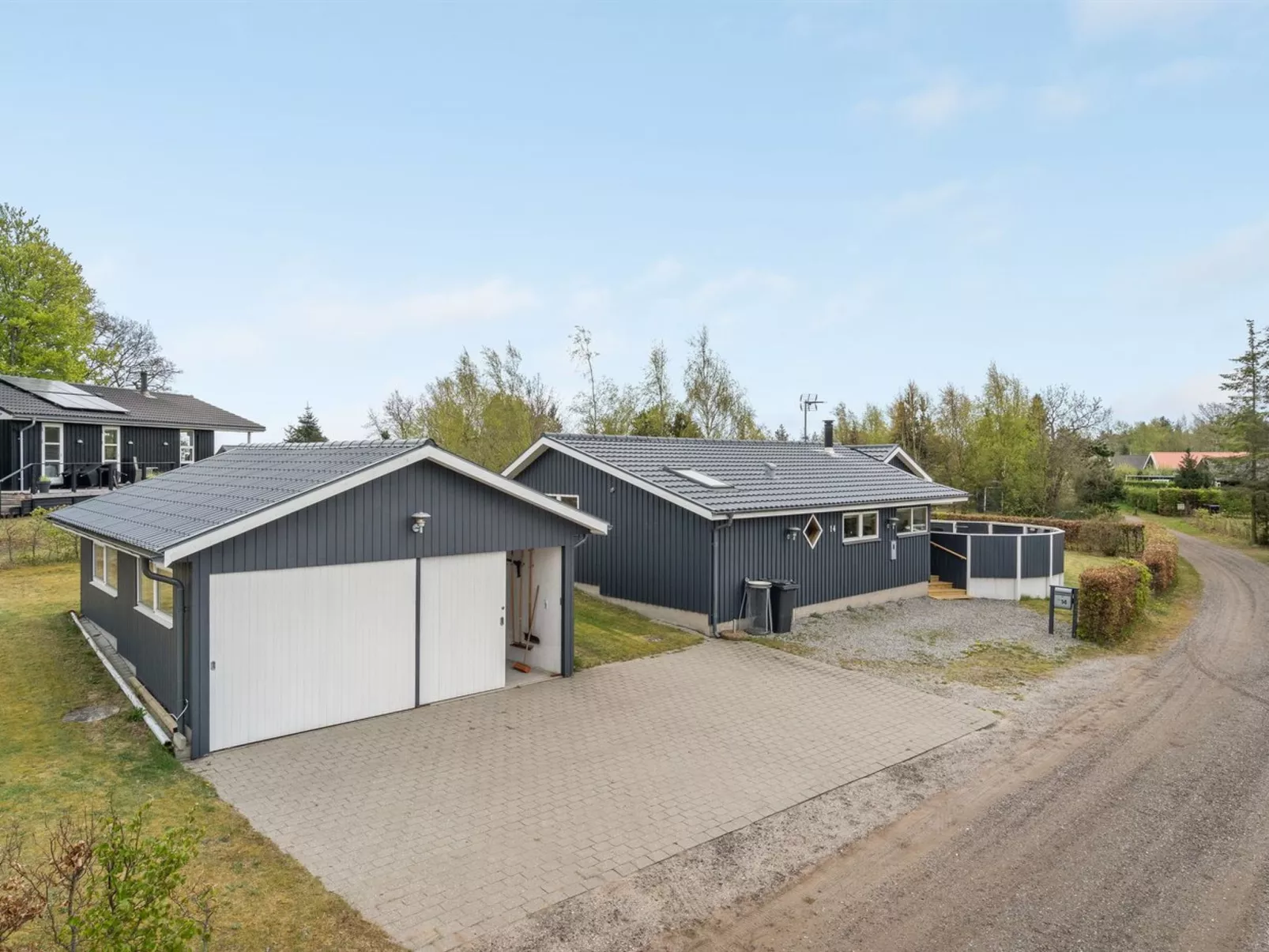 "Rafn" - 550m from the sea-Inside