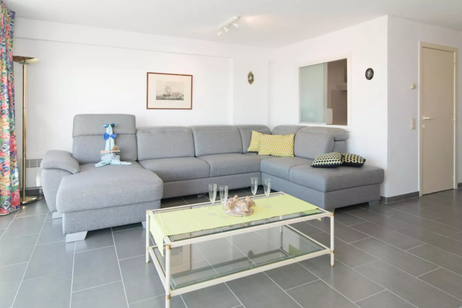 Belle Rive 0101-Living room